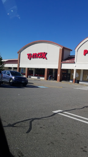 T.J. Maxx, 4 Plaistow Rd, Plaistow, NH 03865, USA, 