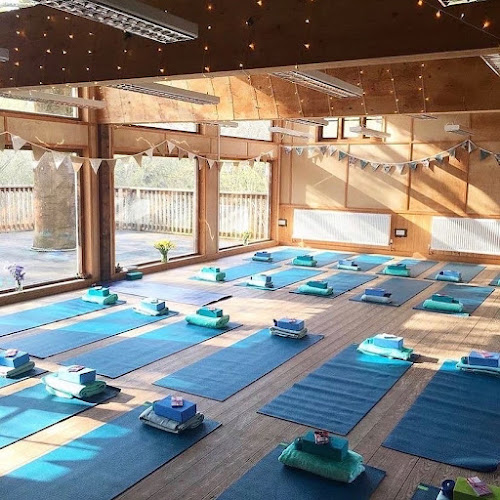All Flow Yoga - Bournemouth