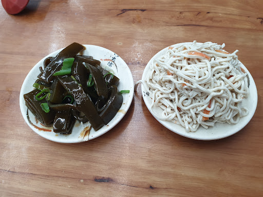 石頭牛肉麵 的照片