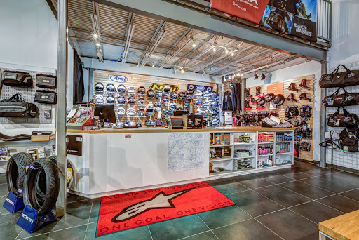 BMW Motorcycle Dealer «Hourglass Cycles», reviews and photos, 6080 Lanier Islands Pkwy, Buford, GA 30518, USA