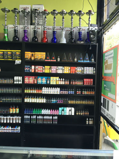 Tobacco Shop «The House of Vape and Smoke», reviews and photos, 944 W 6th St #114, Corona, CA 92882, USA