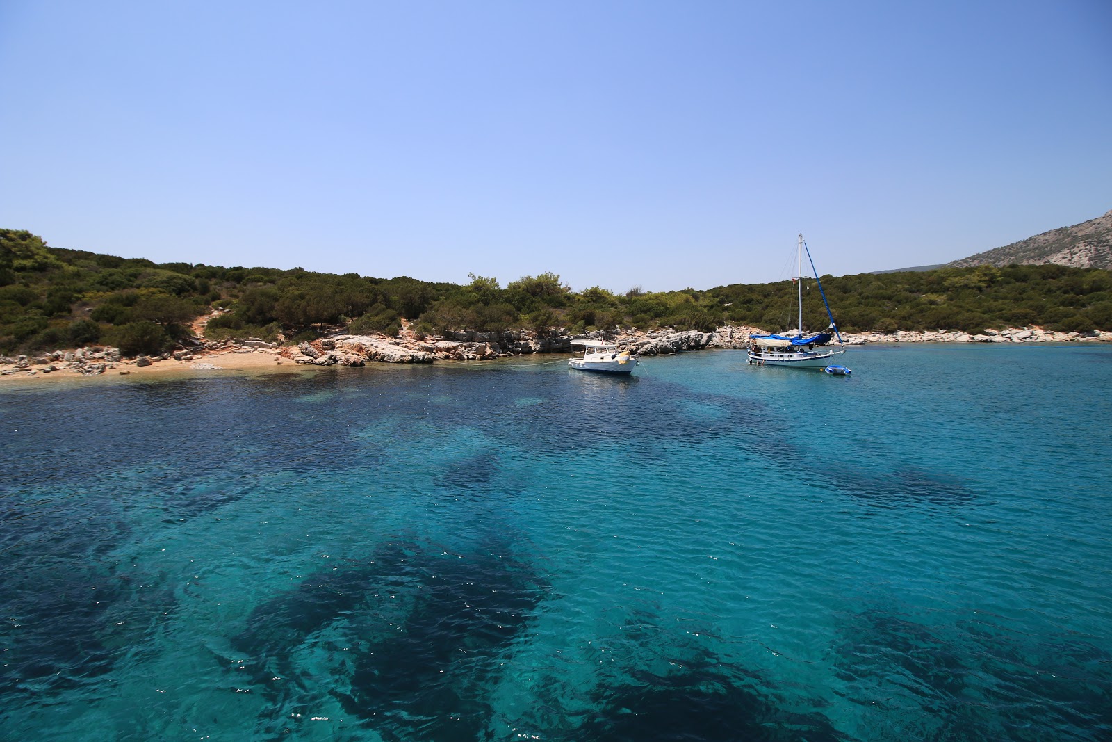 Φωτογραφία του Bodrum Resort II με μπεζ βότσαλα επιφάνεια