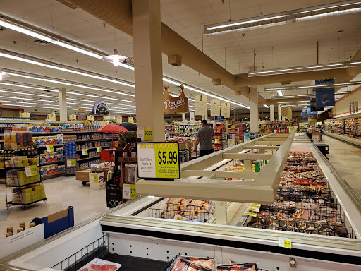 Grocery Store «Price Chopper», reviews and photos, 6475 N Prospect Ave, Gladstone, MO 64118, USA