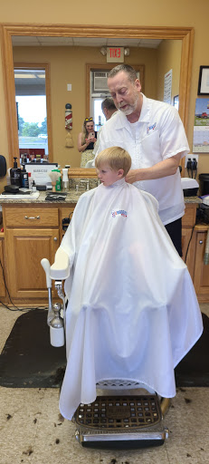 Barber Shop «210 Barber Shop», reviews and photos, 8341 210th St W, Lakeville, MN 55044, USA