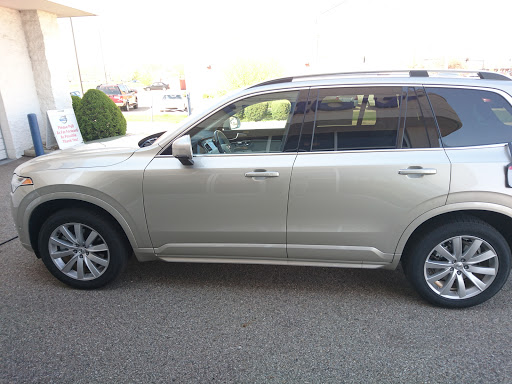 Car Dealer «Volvo Cars of Cincinnati North», reviews and photos, 5890 Muhlhauser Rd, West Chester Township, OH 45069, USA