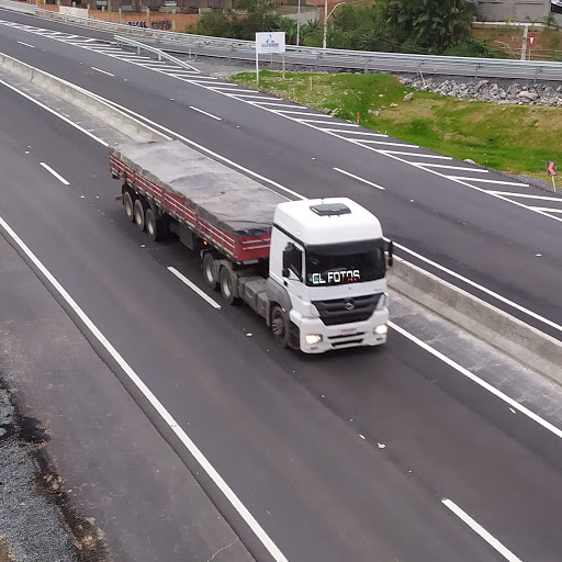 Logo da empresa - Oliver Transportadora