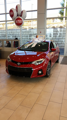 Toyota Dealer «Kenny Ross Toyota», reviews and photos, 8900 University Blvd, Moon, PA 15108, USA