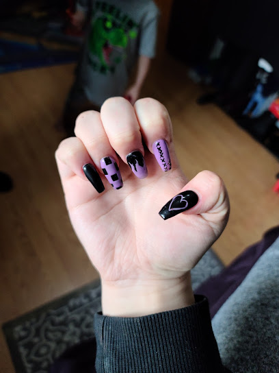 Lovely Nails & Spas