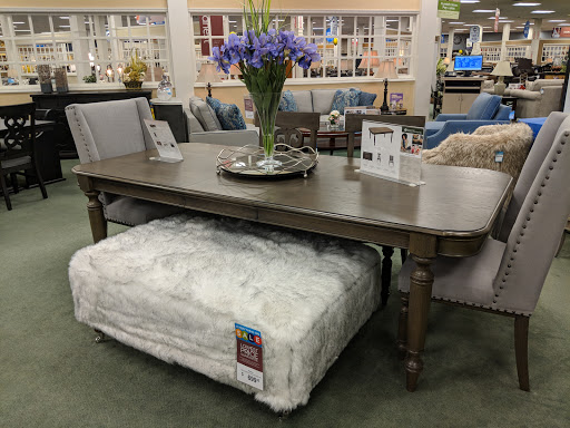 Furniture Store «Raymour & Flanigan Furniture and Mattress Store», reviews and photos, 3367 Brunswick Pike, Lawrenceville, NJ 08648, USA