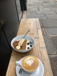 Photo n°56 de fringe à Paris ()