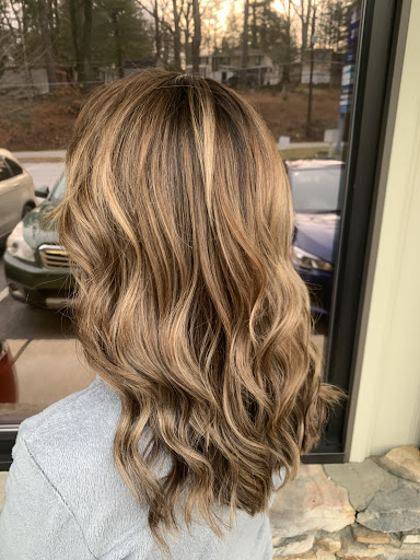 Hair Salon «5th Avenue Hair Salon», reviews and photos, 1032-C Greenville Hwy, Hendersonville, NC 28792, USA