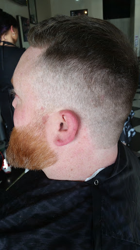 Barber Shop «MANHOOD BARBER SHOP», reviews and photos, 530 SW 205th Ave #300, Beaverton, OR 97006, USA