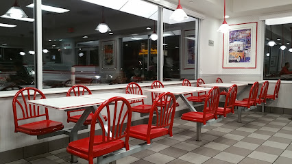In-N-Out Burger - 372 Gellert Blvd, Daly City, CA 94015