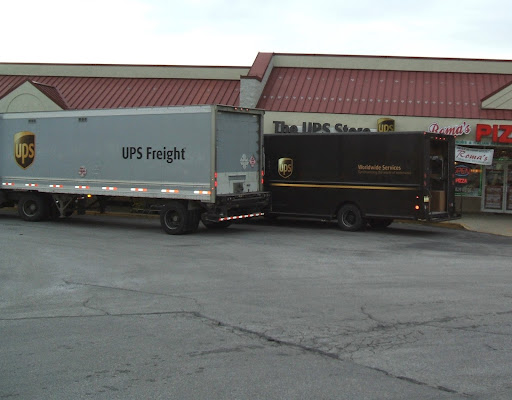 Shipping and Mailing Service «The UPS Store», reviews and photos, 651 Lombard Rd, Red Lion, PA 17356, USA