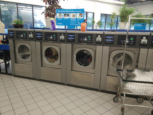 Laundromat «Soaps-N-Suds Laundrymat», reviews and photos, 3600 Holland Road, Virginia Beach, VA 23452, USA
