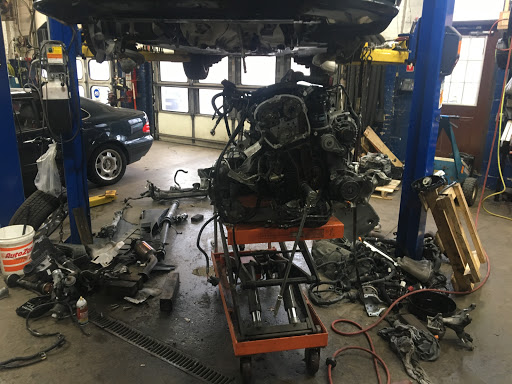 Auto Repair Shop «Swedish Solution», reviews and photos, 1815 S Taylor Rd, Cleveland Heights, OH 44118, USA