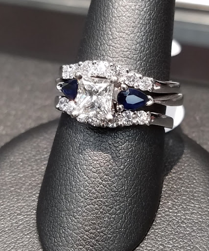 Jeweler «Shane Co.», reviews and photos, 8111 E 96th St, Indianapolis, IN 46256, USA