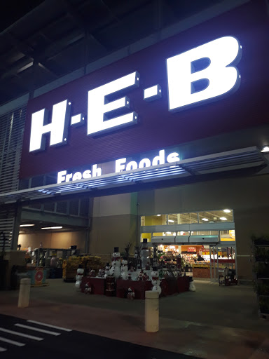 Grocery Store «H-E-B plus!», reviews and photos, 800 Dallas Hwy, Waxahachie, TX 75165, USA
