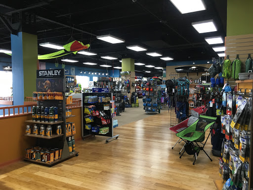 Outdoor Sports Store «Quest Outdoors», reviews and photos, 4600 Shelbyville Rd Suite 133, Louisville, KY 40207, USA