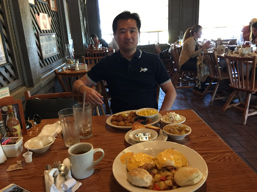 American Restaurant «Cracker Barrel Old Country Store», reviews and photos, 4321 S Interstate Hwy 35, San Marcos, TX 78666, USA
