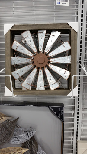 Clothing Store «Ross Dress for Less», reviews and photos, 3701 Truxel Rd, Sacramento, CA 95834, USA