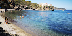Photo de Spiaggia di Capo Perla zone sauvage