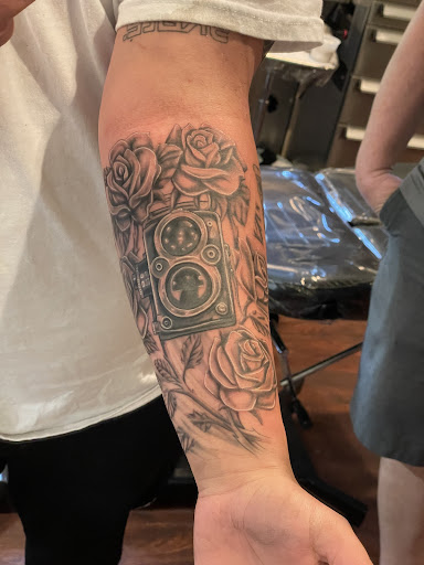 Tattoo Shop «Moselys Tattoo», reviews and photos, 18018 1st Avenue South, Burien, WA 98148, USA