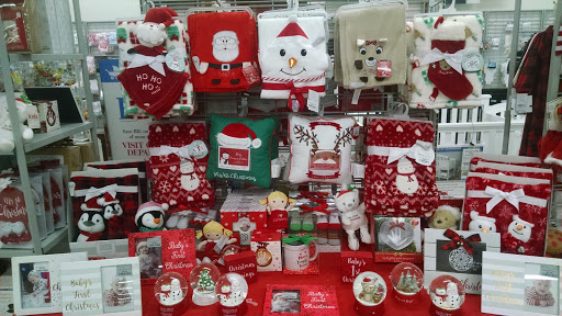 Clothing Store «Burlington Coat Factory», reviews and photos, 515 N Dupont Hwy, Dover, DE 19901, USA