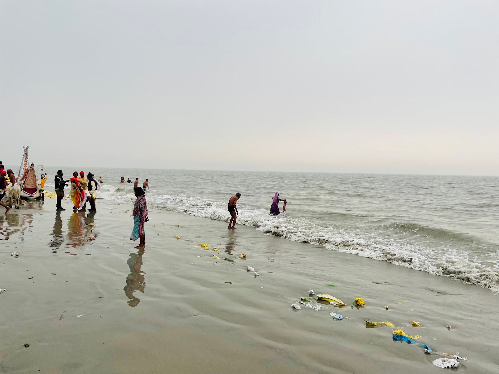 Fotografie cu Gangasagar Mohona Sea Beach zonele de facilități