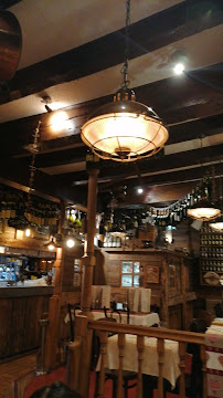 Atmosphère du Restaurant La taverne Fischer à Annecy - n°15