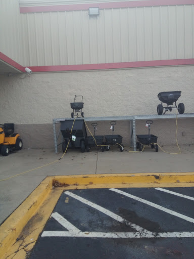 Home Improvement Store «Tractor Supply Co.», reviews and photos, 2091 E Main St, Spartanburg, SC 29307, USA