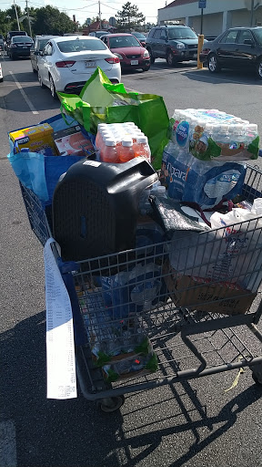 Grocery Store «Sharp Shopper Grocery Outlet», reviews and photos, 802 Berryville Ave, Winchester, VA 22601, USA