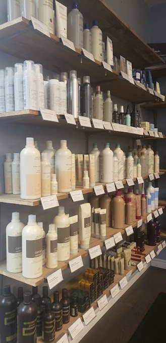 Nova Vita - Hair Salon and Spa - Nova Vita - Hair Salon and Spa