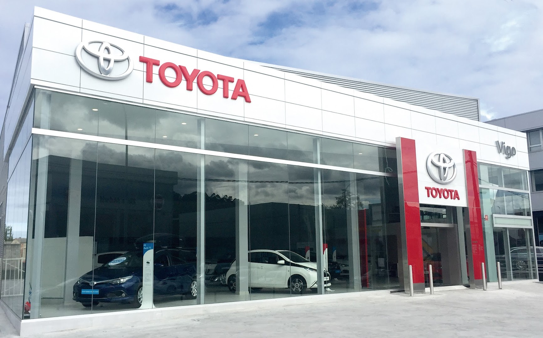 Concesionario Oficial Toyota - Nipocar (Toyota Vigo)