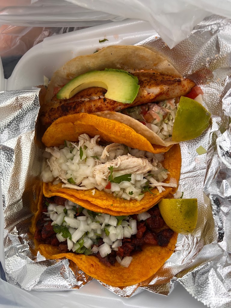 Tres Amigos Cuisine 86004