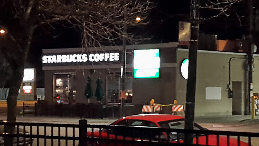 Shopping Mall «Howard and Western Shopping Center», reviews and photos, 7510 N Western Ave, Chicago, IL 60645, USA