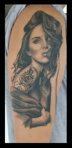 Explore no regrets tattoo ideas, creative tattoo ideas in Hamburg, available at New Horizon Tattoo