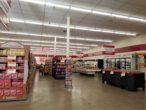 Grocery Store «Sav-Mor Foods», reviews and photos, 14001 Lakeridge Cir, Magalia, CA 95954, USA