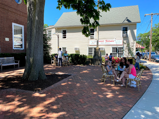 Restaurant «Sweet Tomato», reviews and photos, 91 Audrey Ave, Oyster Bay, NY 11771, USA