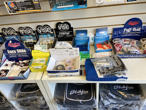 Bowling Supply Shop «Off 7 Bowling Pro Shop», reviews and photos, 46839 Maple Leaf Pl #180, Sterling, VA 20164, USA