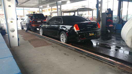 Car Wash «Crenshaw Imperial Car Wash Inc», reviews and photos, 3245 Imperial Hwy, Inglewood, CA 90303, USA