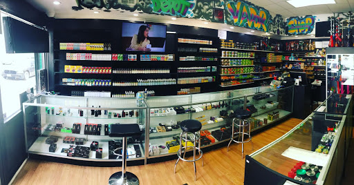 Tobacco Shop «Cloud Depot Vape & Smoke Shop», reviews and photos, 273 Lafayette St, Newark, NJ 07105, USA