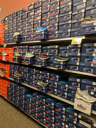 Shoe Store «Shoe Carnival», reviews and photos, 354C Cox Creek Pkwy, Florence, AL 35630, USA