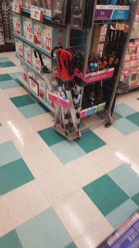 Grocery Store «Kroger», reviews and photos, 725 W Central Ave, Springboro, OH 45066, USA