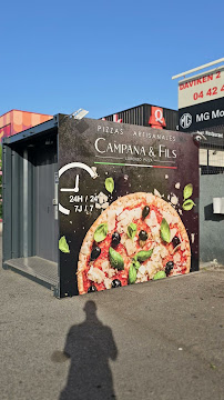 Pizza du Pizzeria DISTRIBUTEUR DE PIZZAS 24H/24 7J/7 CAMPANA&FILS LORENZO PIZZA à Saint-Victoret - n°1