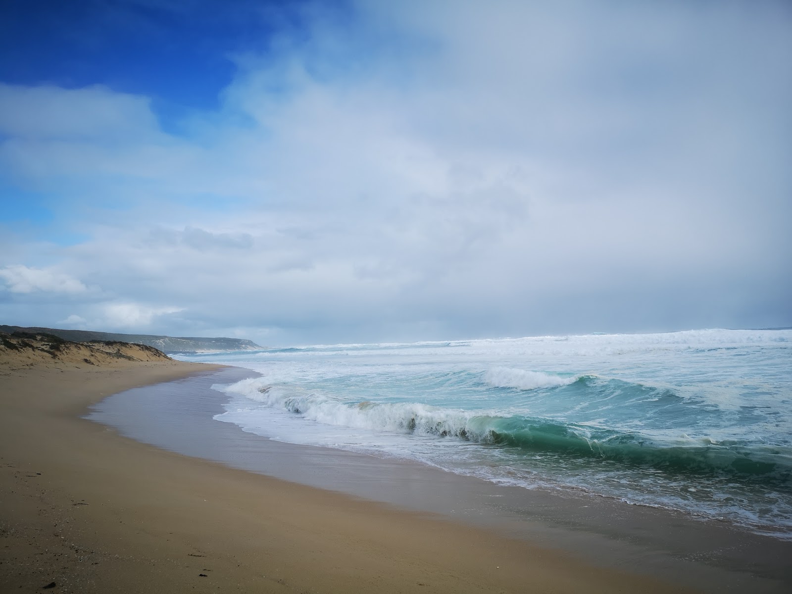 Foto de Moses North Beach com areia brilhante superfície