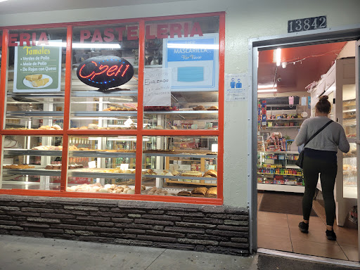 Diaz Bakery