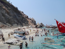 Foto von Suluada Beach mit sehr sauber Sauberkeitsgrad