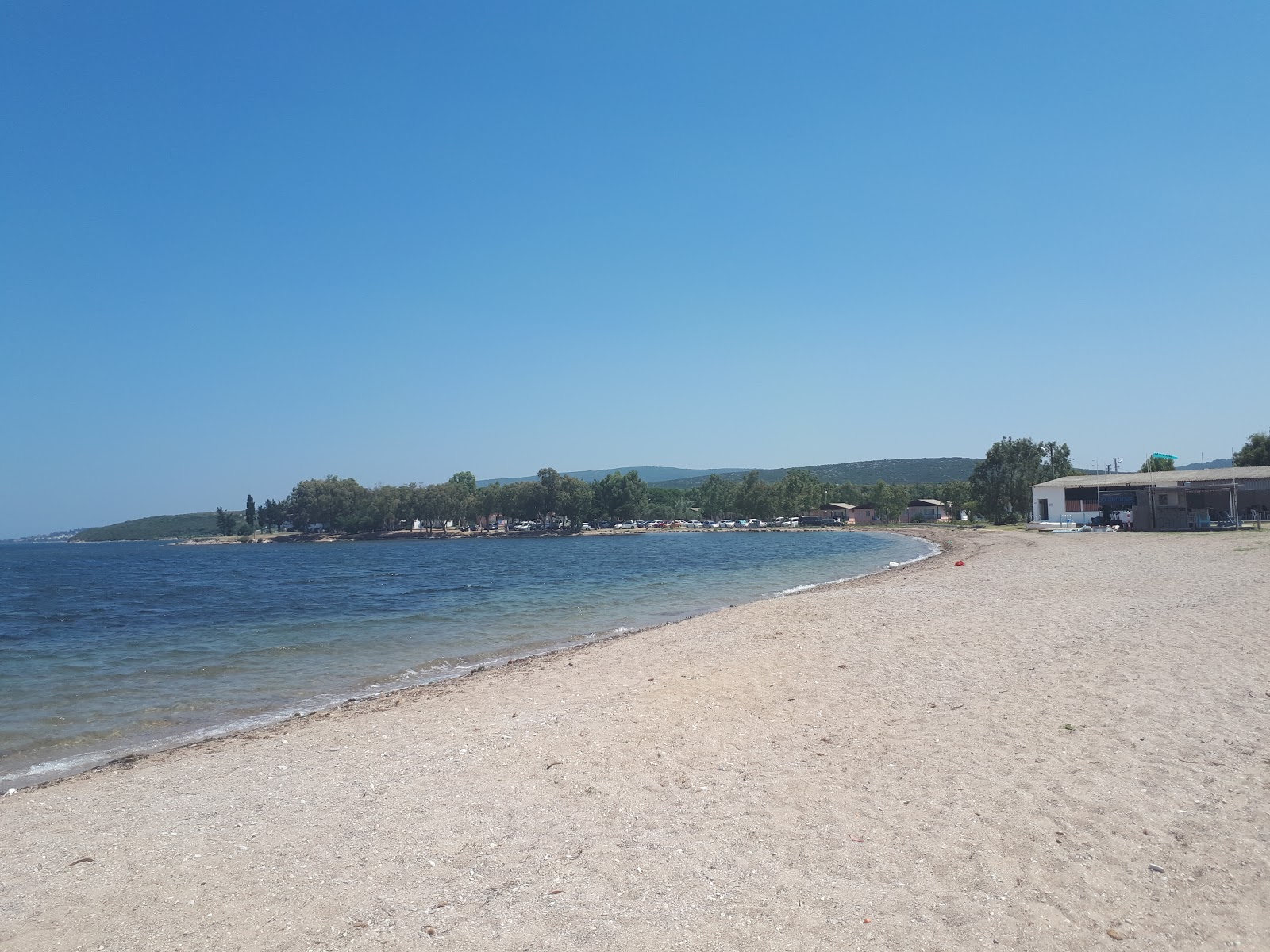 Fotografija Ozbek Beach z srednje stopnjo čistoče