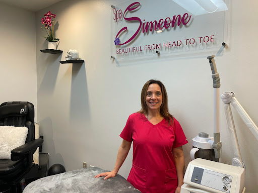 Beauty Salon «Kayanna Salon and Spa», reviews and photos, 1818 Main St, Dunedin, FL 34691, USA